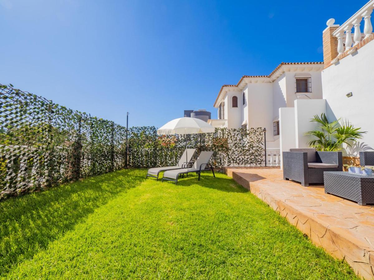 Cubo'S Hostal William'S Sunny 3 With Breakfast Torre de Benagalbon Exterior photo